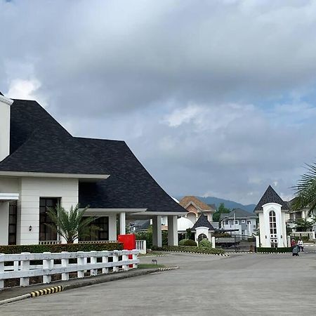 Cozy Home At A Private Subdivision Abucay Exterior foto